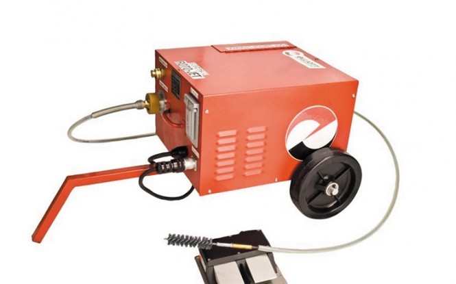 رسوب زدایی مکانیکال فشارقوی با آب مدل ROTO-JET ساخت ایدروجت آمریکا