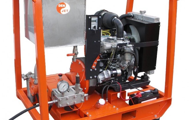 واترجت دیزلی 2000 بار فشارقوی جهت شستشو و رسوب زدایی صنعتی مدل CD-50 ساخت دن جت دانمارک